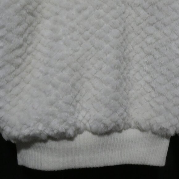 ECKO UNLTD RED | White Quilted Faux Fur Jacket with Pom Pom Hood Drawstring - Picture 15 of 16